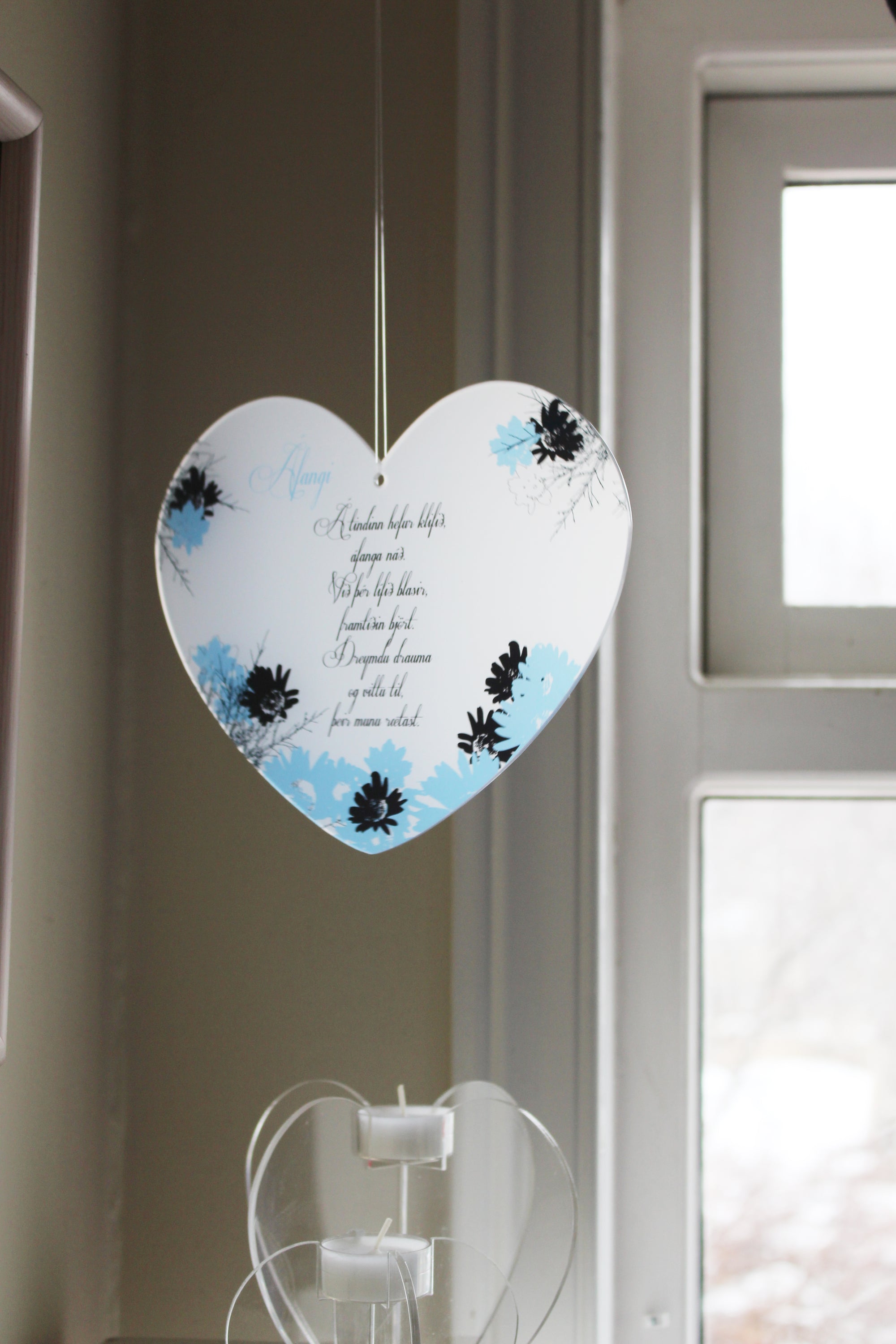 Áfangi - hjarta úr plexígleri