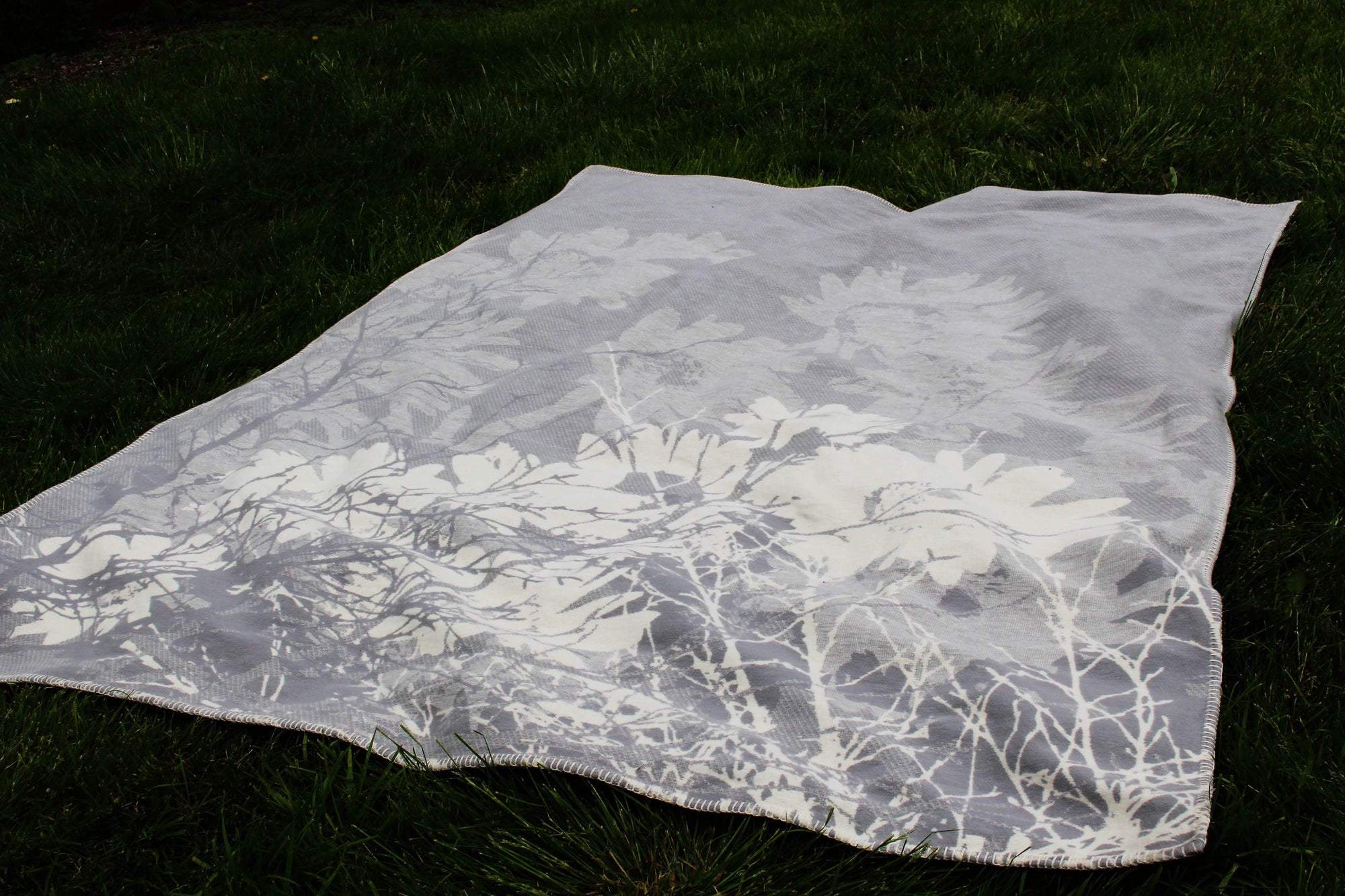 Teppi úr lífrænni bómull - Áræði - Hönnun: Hjartalag