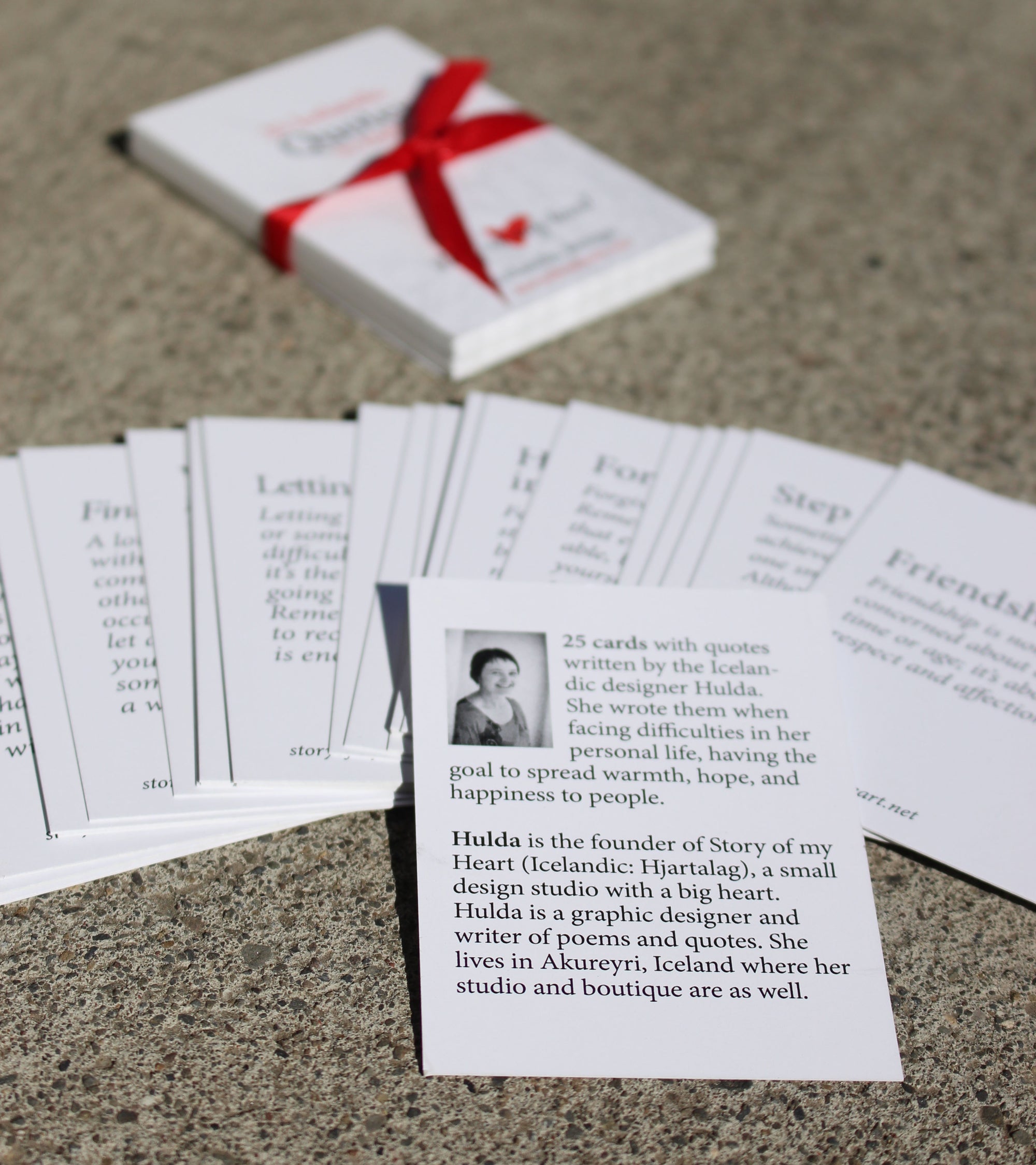 25 cards with Icelandic Quotes