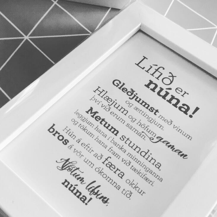 Lífið er núna! - Gullkorn í ramma - Texti eftir Huldu Ólafsdóttur