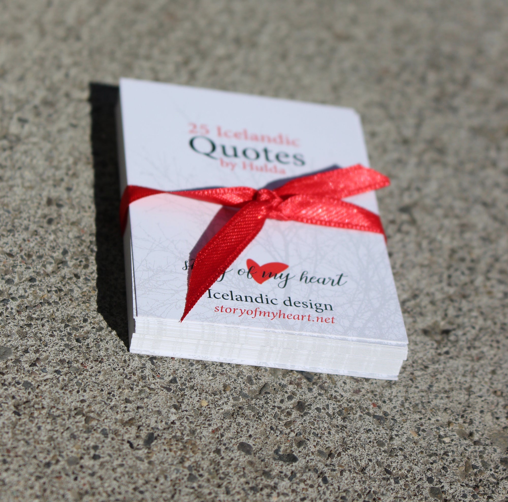 25 cards with Icelandic Quotes