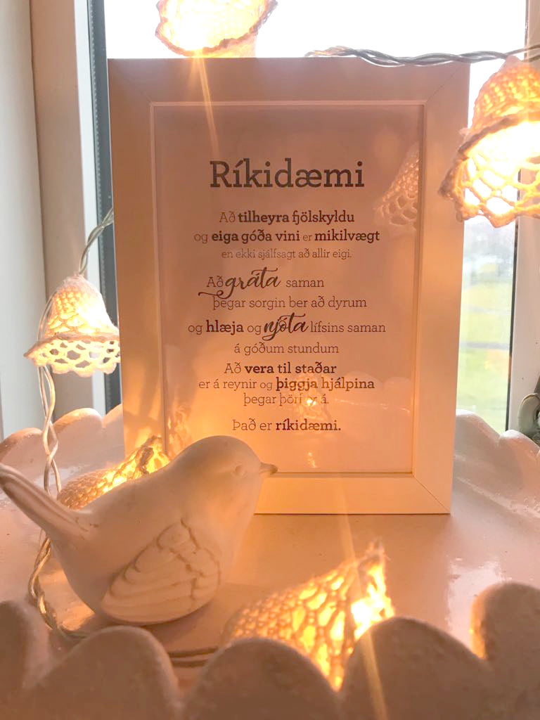 Ríkidæmi - Gullkorn í ramma - Texti eftir Huldu Ólafsdóttur