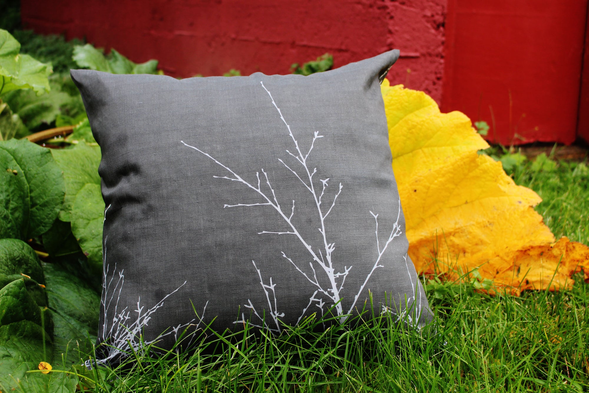 Púði - Hönnun: Hjartalag - Styrkur bakhlið