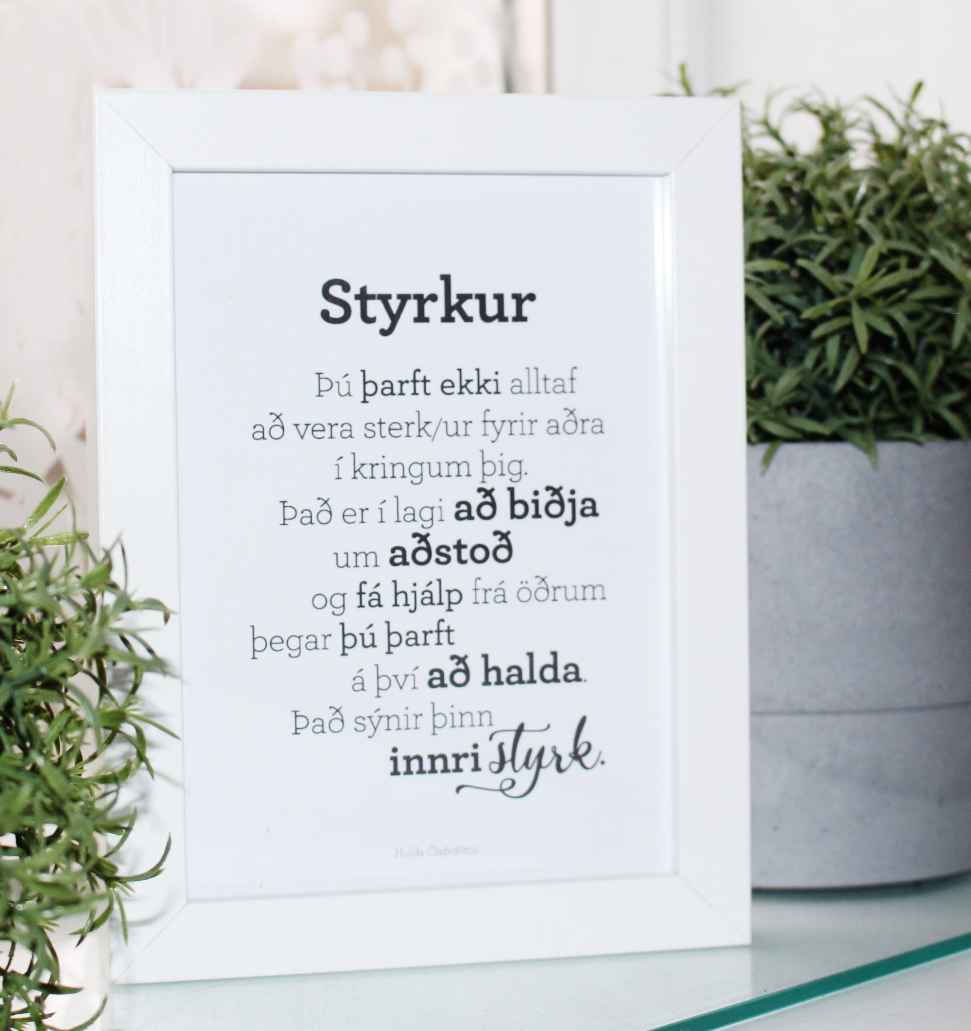 Styrkur - Gullkorn í ramma - Texti eftir Huldu Ólafsdóttur
