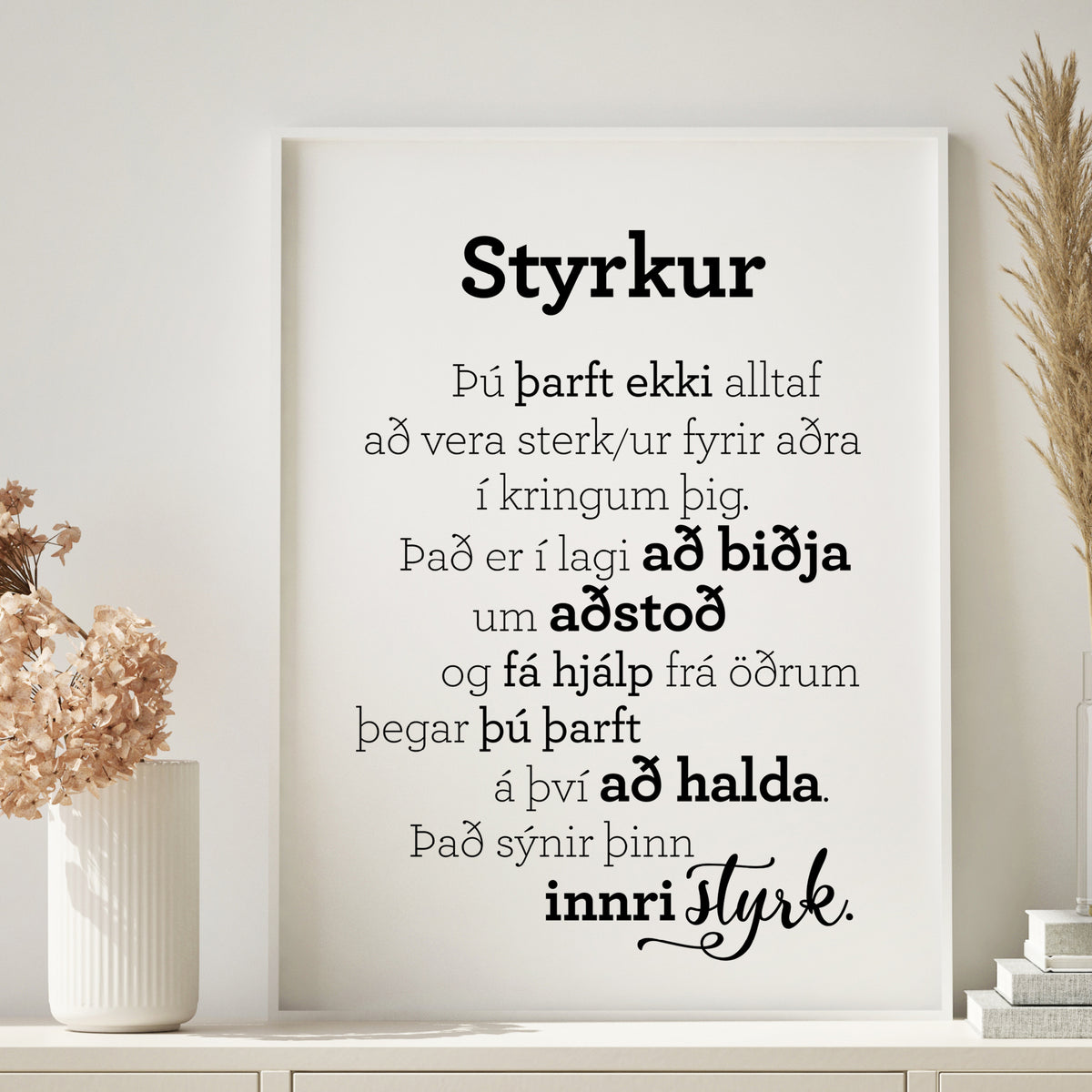 Plakat með gullkorni eftir Huldu Ólafsdóttur - Styrkur