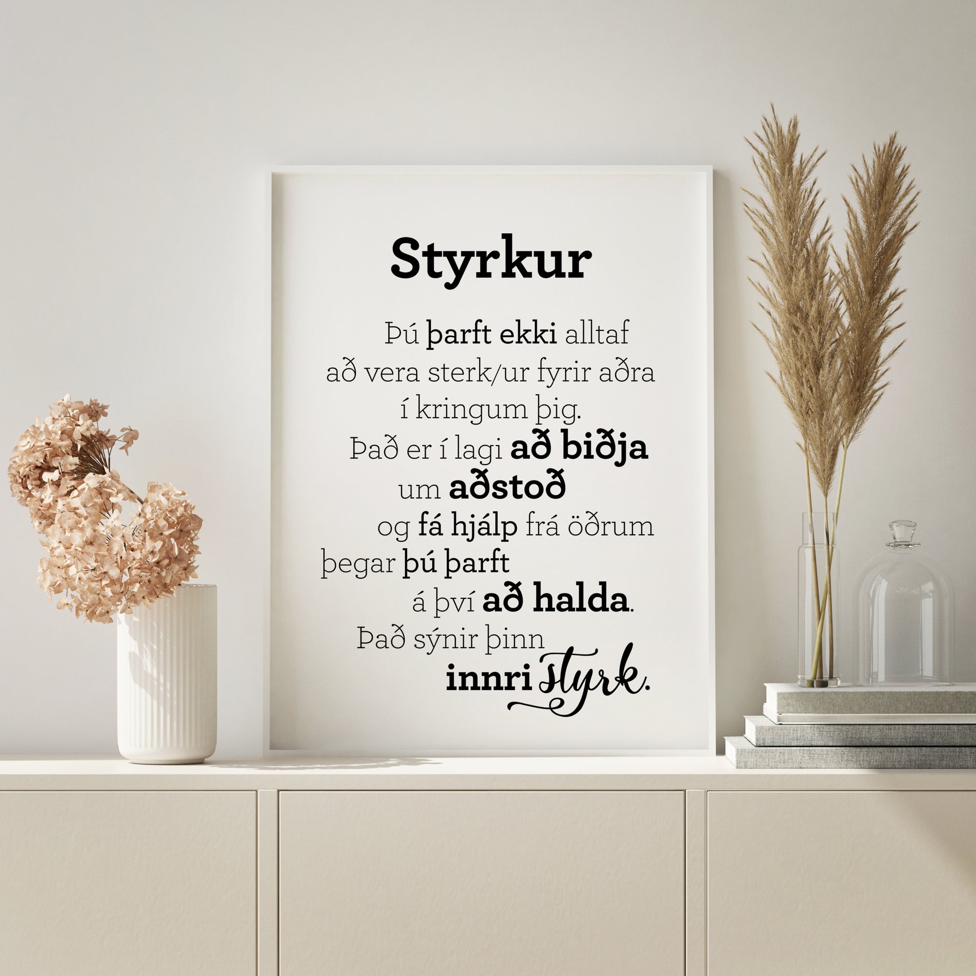 Plakat með gullkorni eftir Huldu Ólafsdóttur - Styrkur