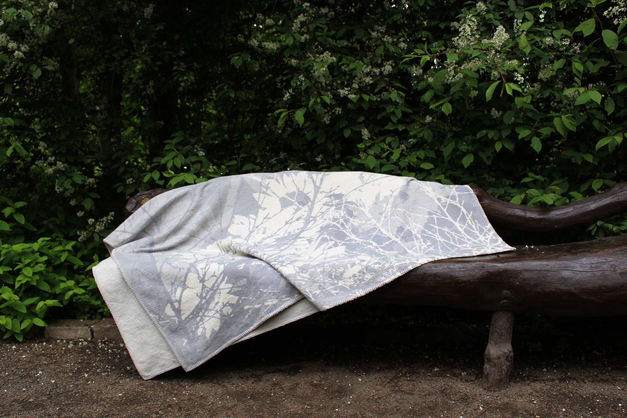 Teppi úr lífrænni bómull - Áræði - Hönnun: Hjartalag