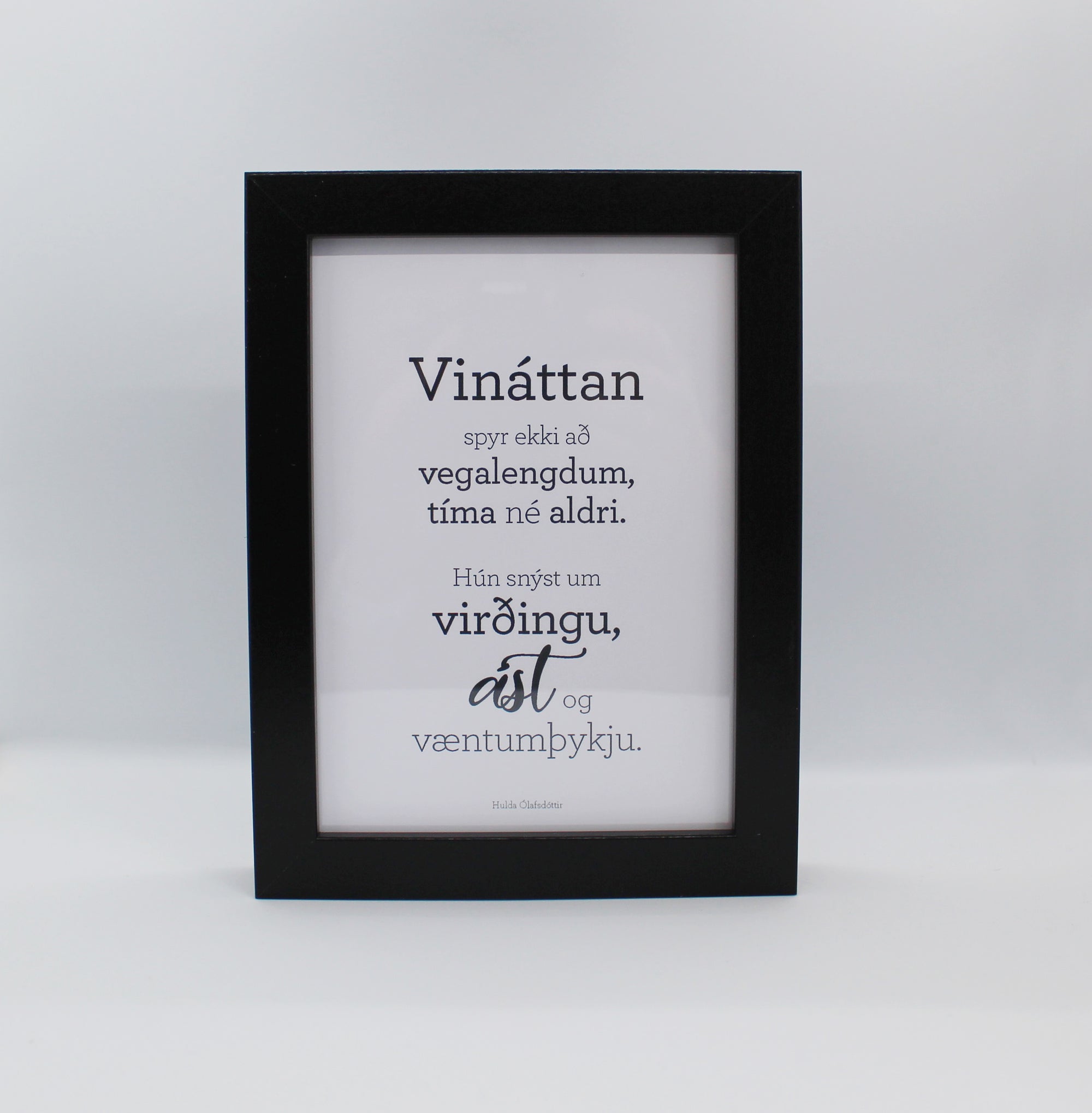 Vináttan - Gullkorn í ramma - Texti eftir Huldu Ólafsdóttur