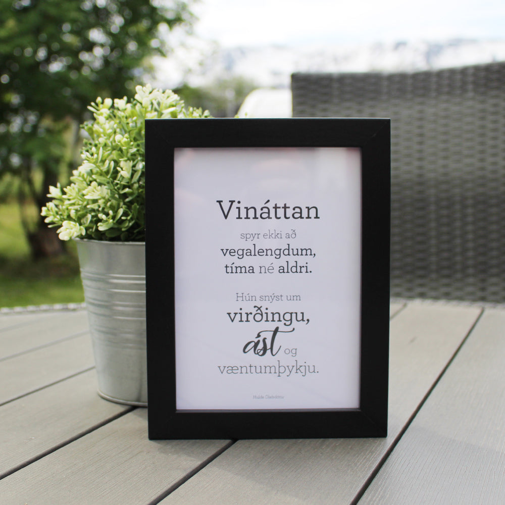 Gullkorn í ramma - Svartir rammar